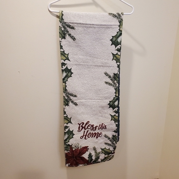 Christmas Table runner table cloth - Picture 2 of 8